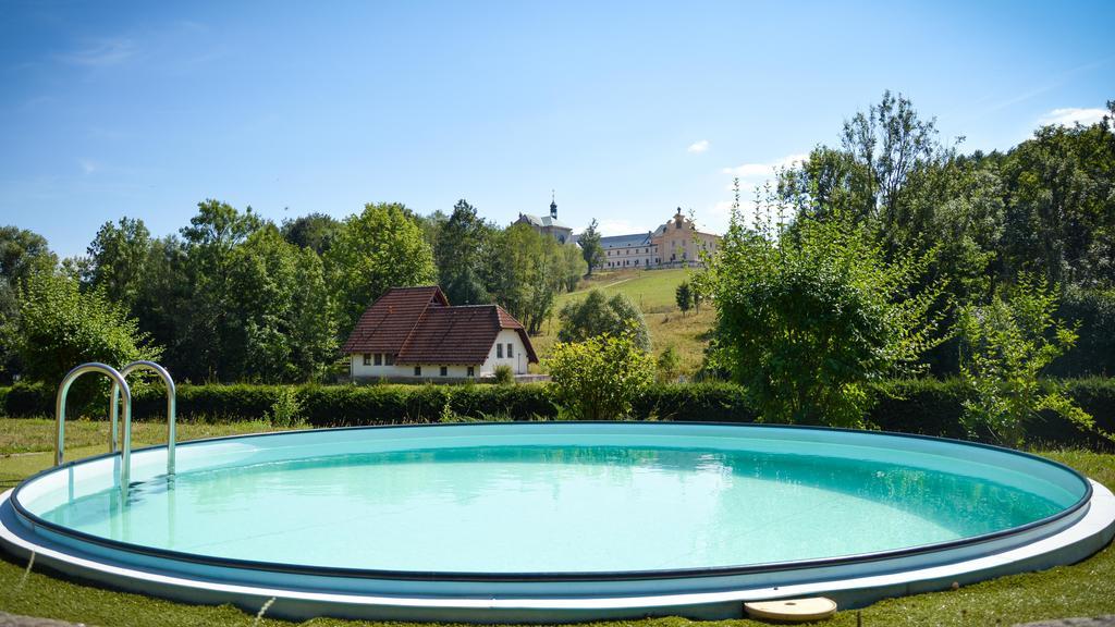 Guest House Kuks Esterno foto